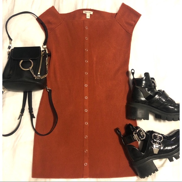 silence + noise Dresses & Skirts - silence + noise - Off the Shoulder Dress silence + noise Dresses & Skirts - silence + noise - Off the Shoulder Dress